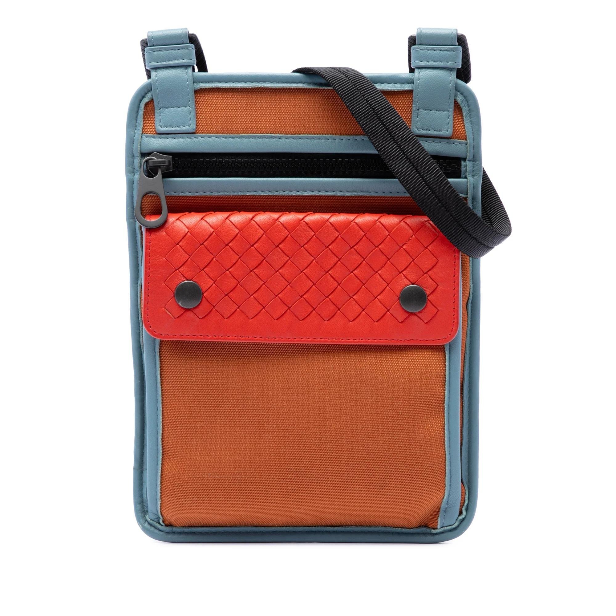 Veneta leather crossbody bag