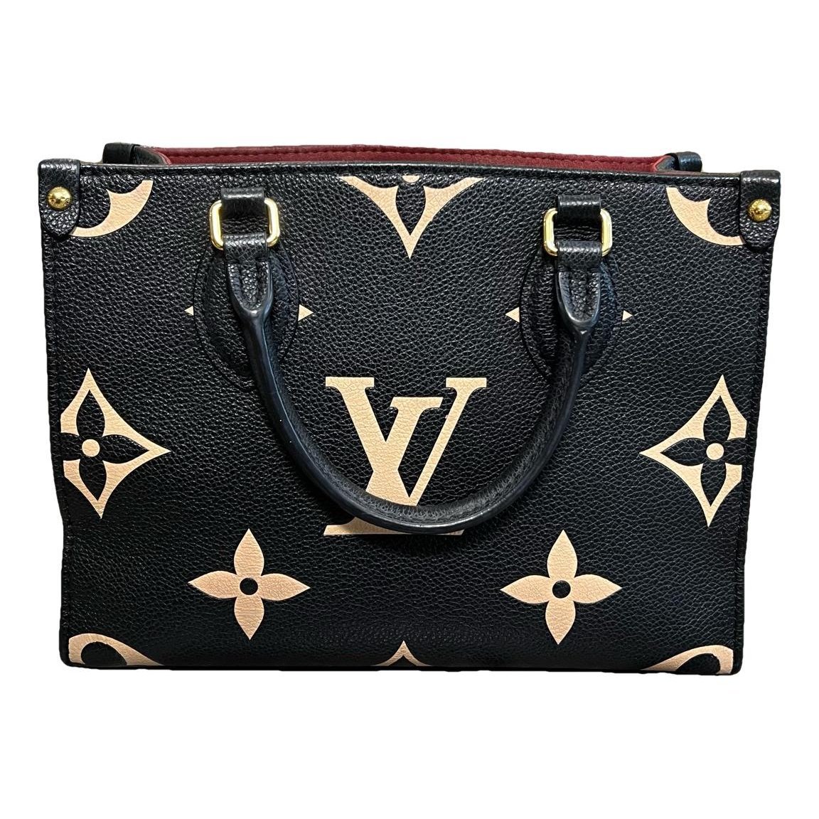 Onthego leather handbag