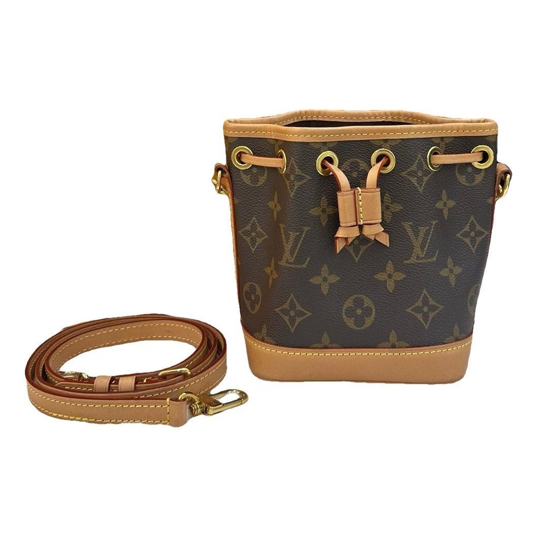Nano Noé leather tote
