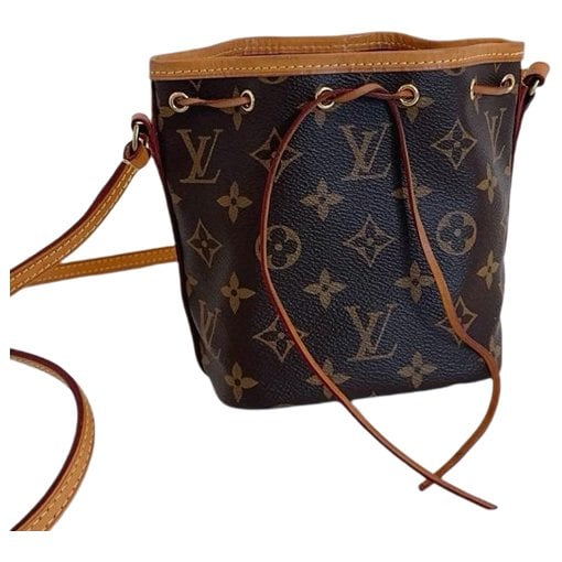 Nano Noé leather handbag
