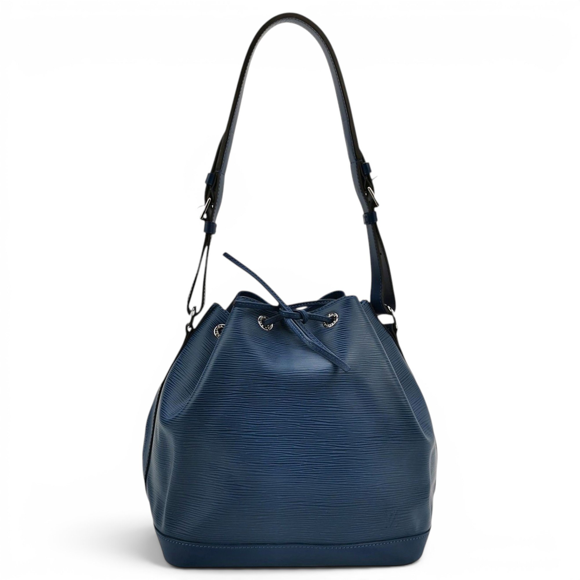 Noé leather handbag