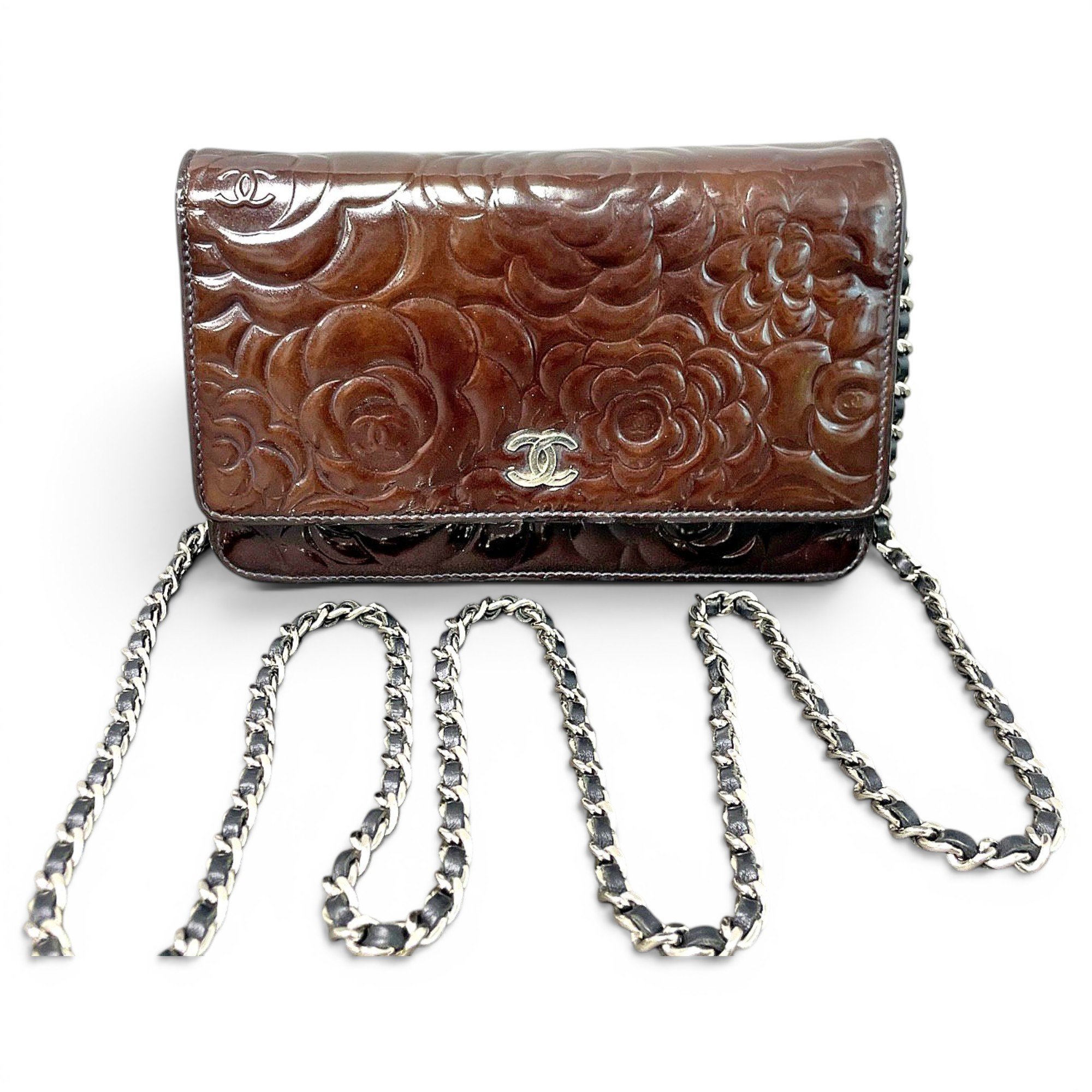Wallet On Chain Timeless/Classique patent leather handbag