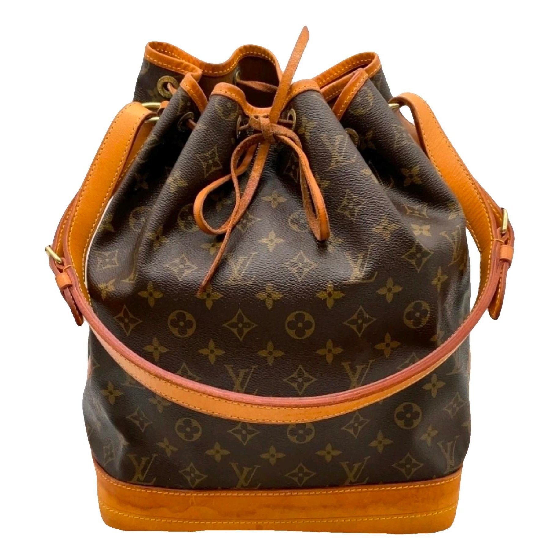 Noé leather handbag