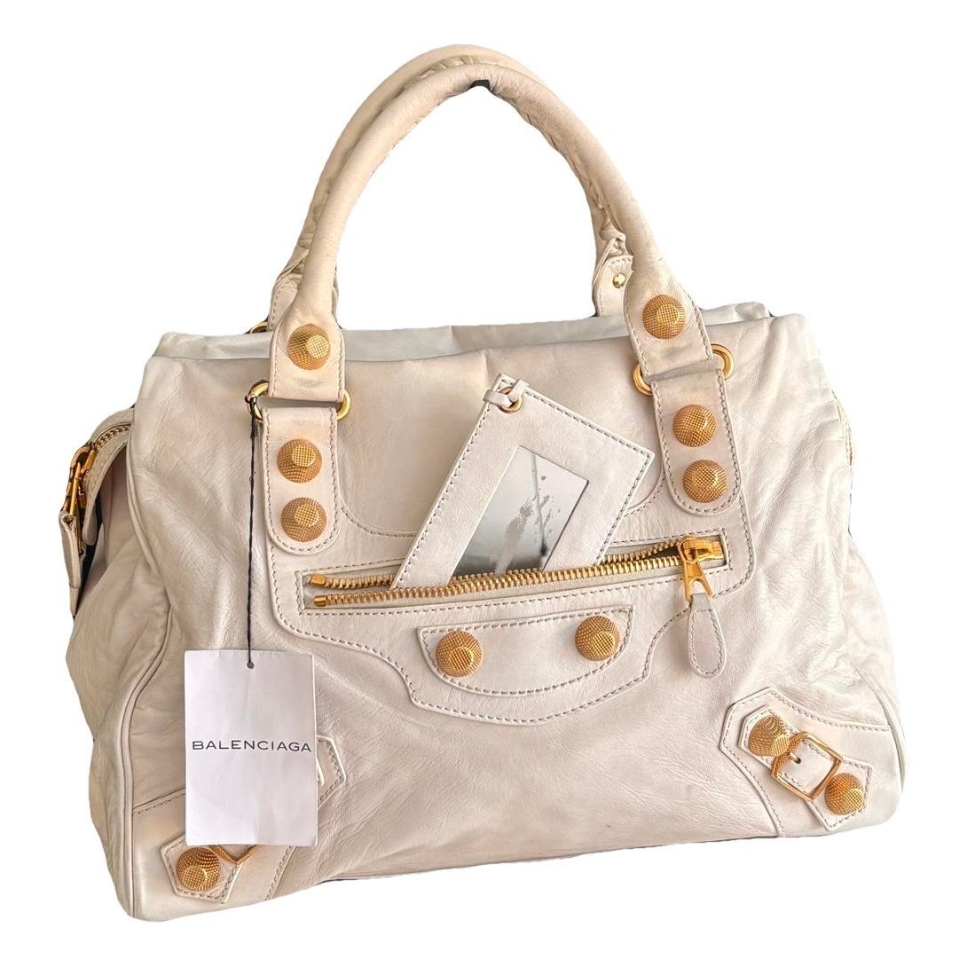 City leather handbag