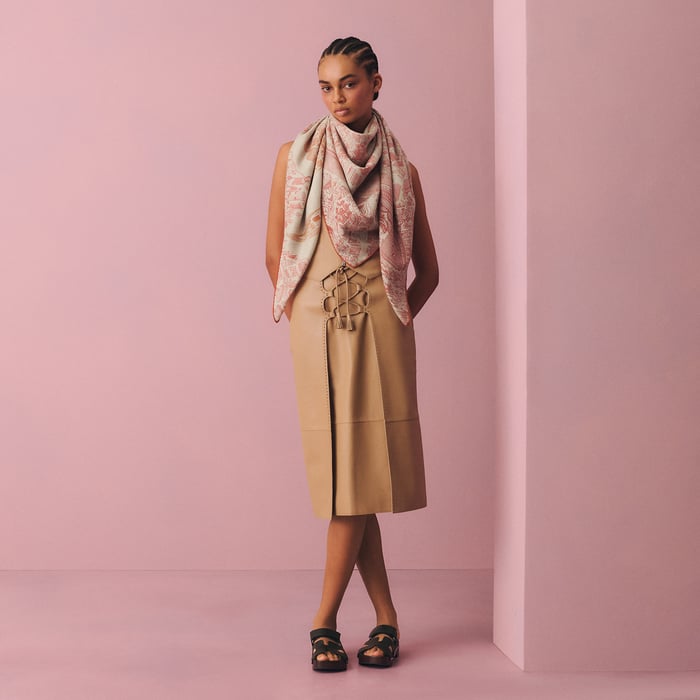 La Nouvelle Cite Cavaliere Shawl 140