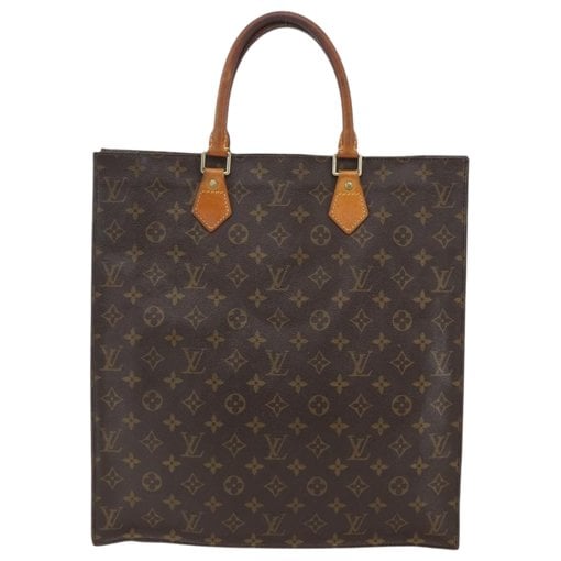 Plat leather handbag