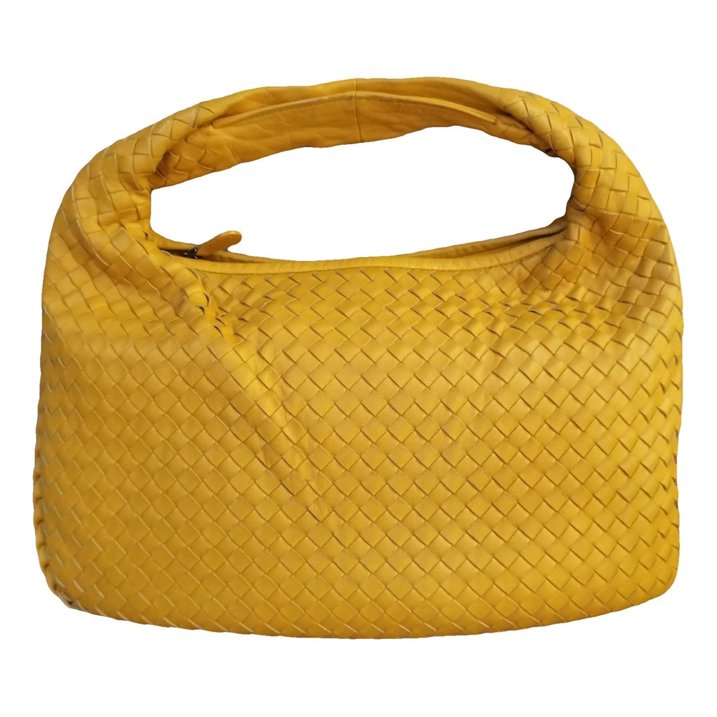 Veneta leather handbag