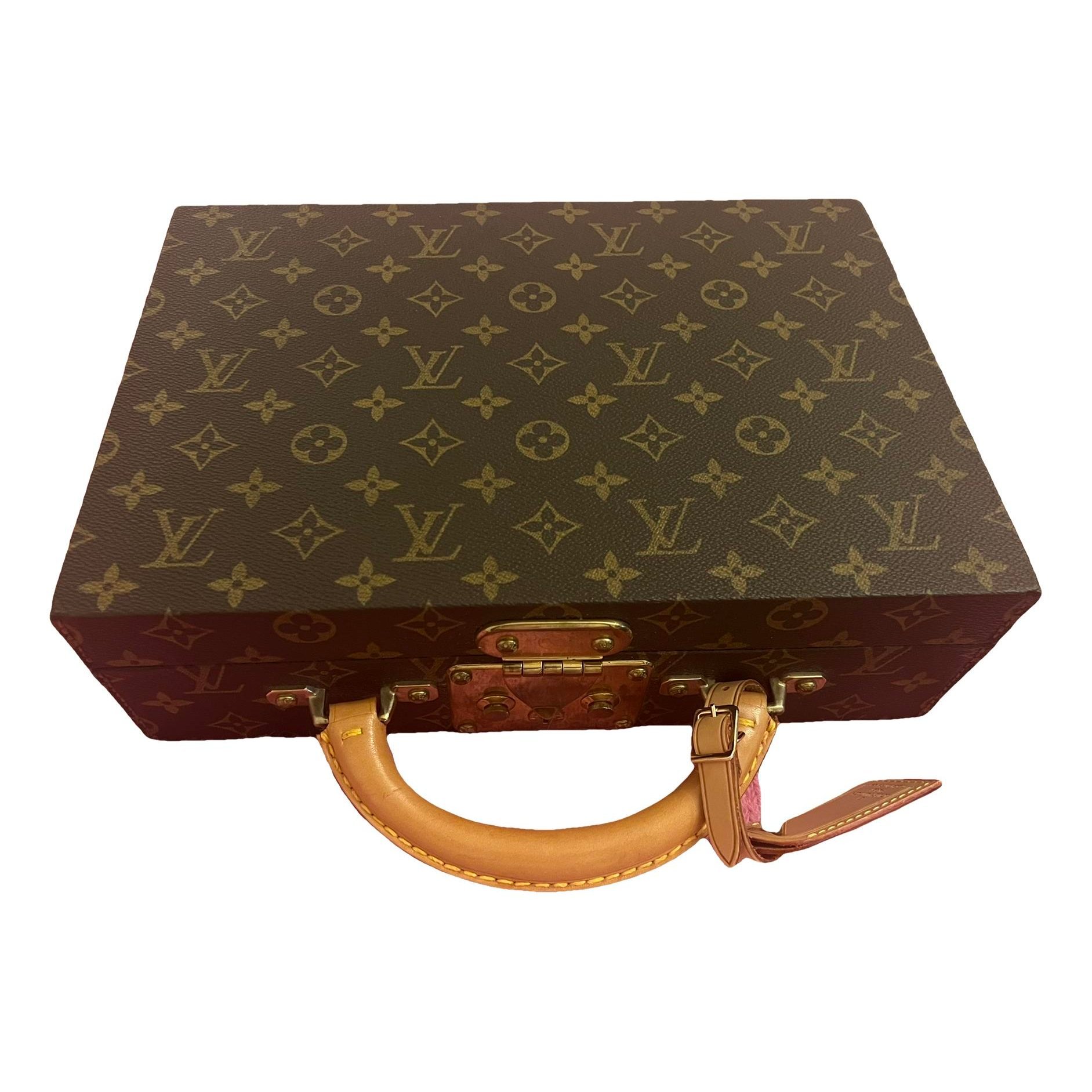 Leather travel bag