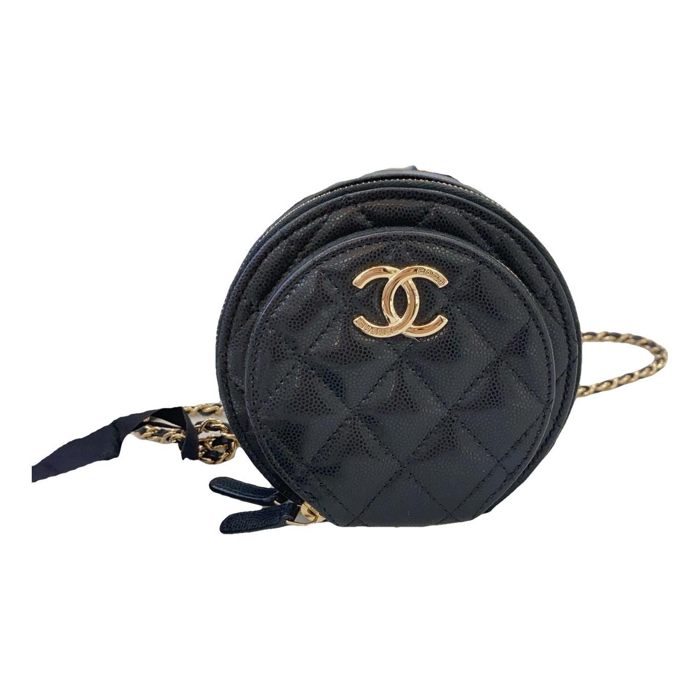 Chanel 19 leather crossbody bag