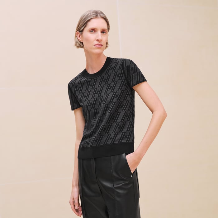 Noir "H En Biais" Detail" Short-sleeve Sweater