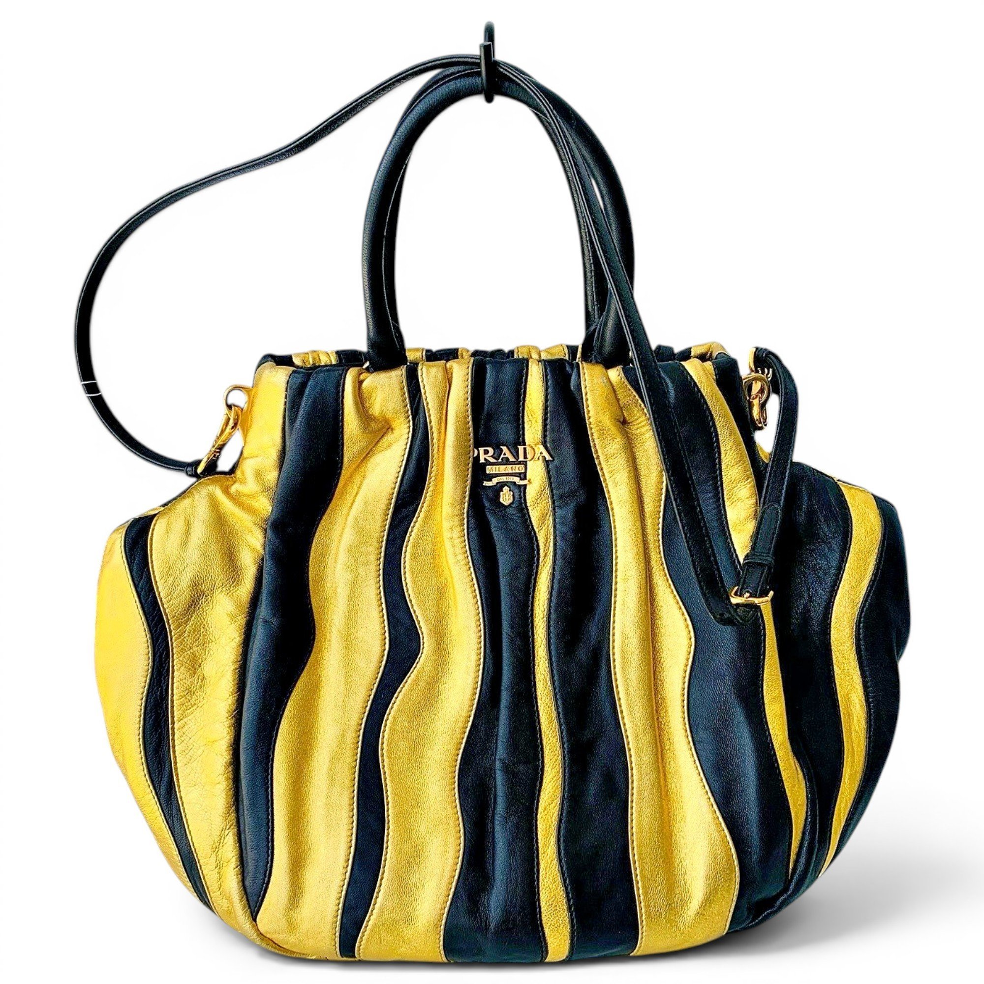 Leather handbag
