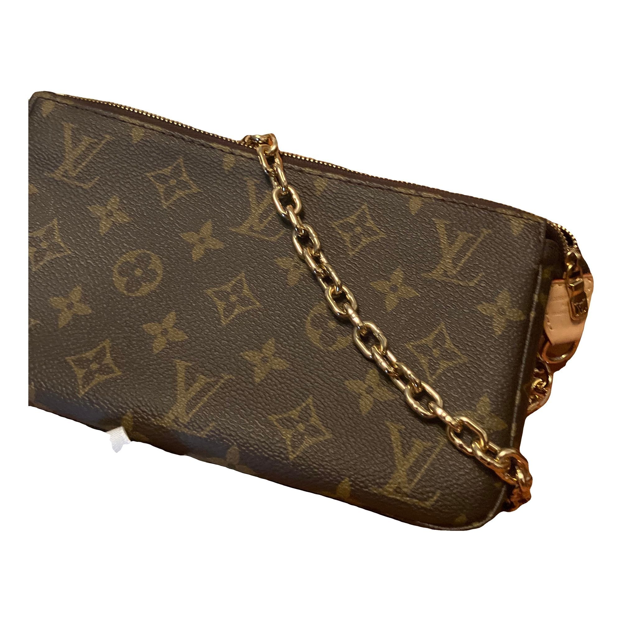 Pochette Accessoire leather handbag