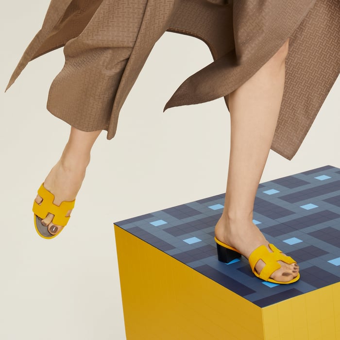 Jaune Topaze Oasis Sandal