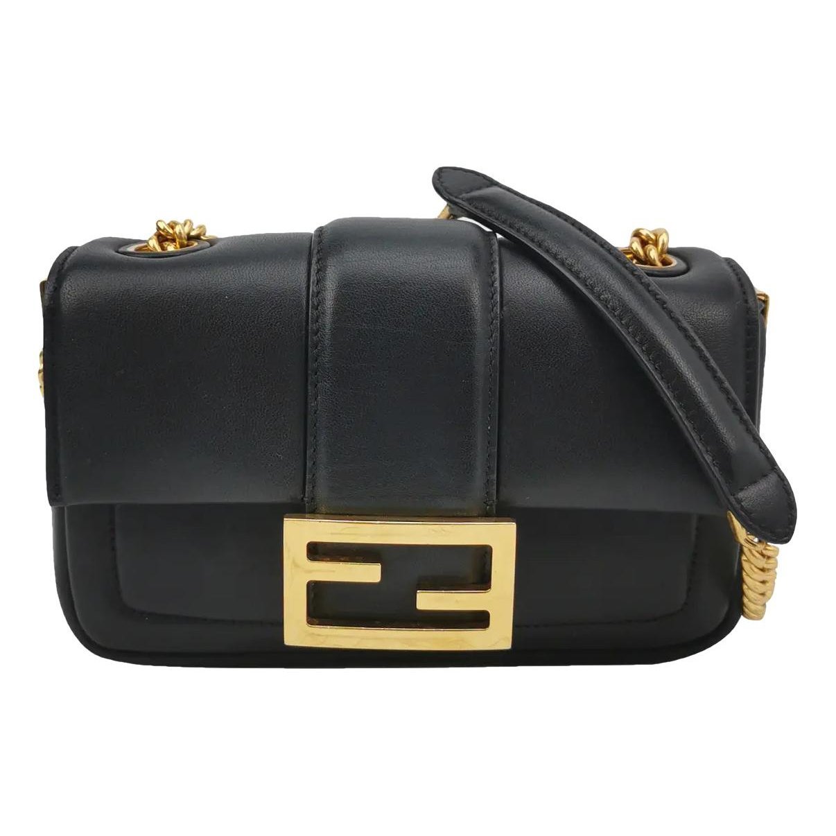 Baguette leather crossbody bag