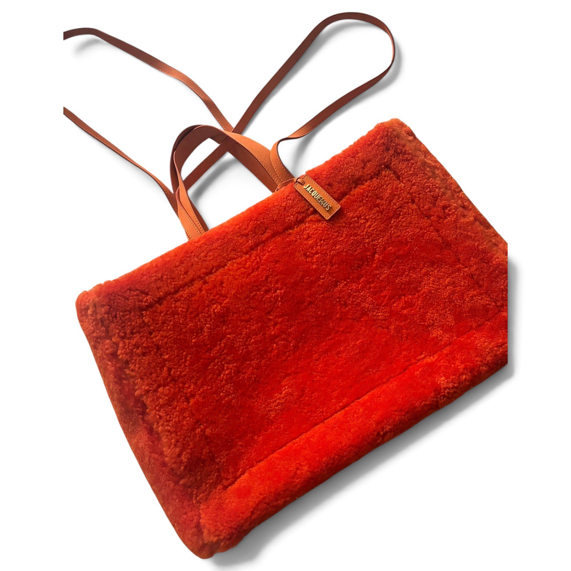Jacquemus Faux fur tote