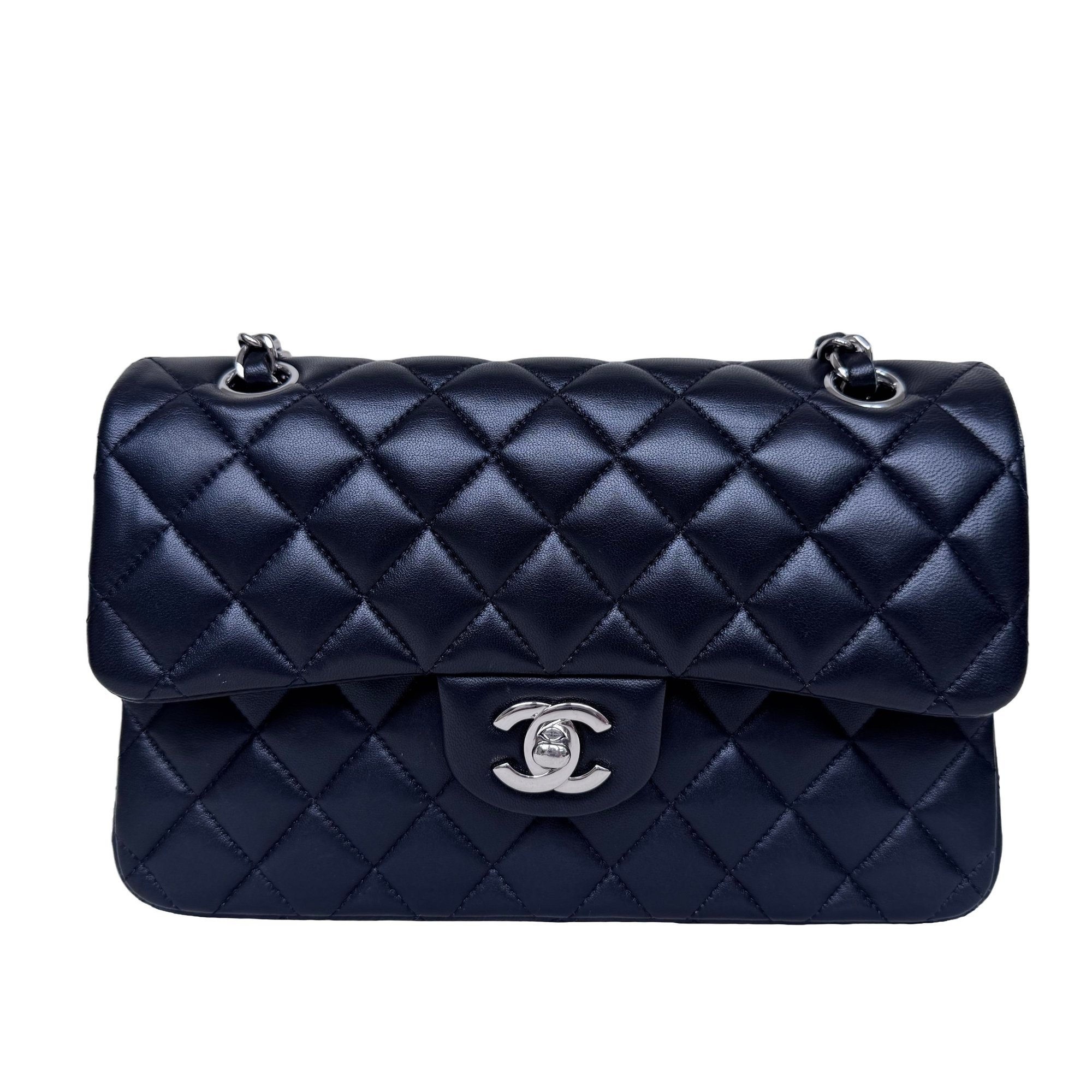 Timeless/Classique leather crossbody bag