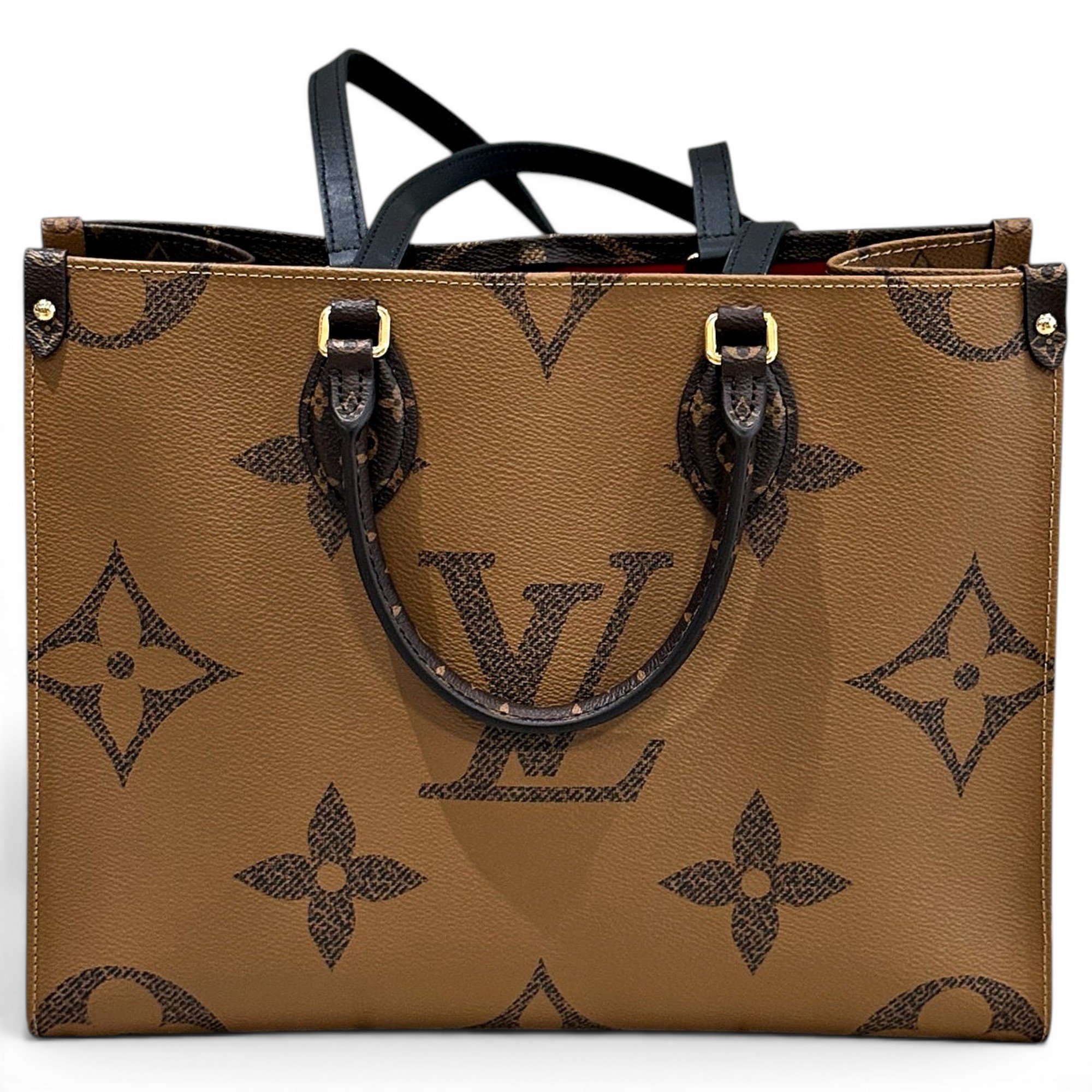 Onthego leather handbag