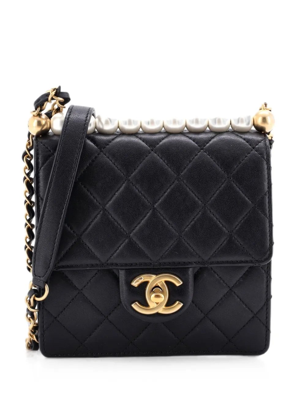 Chic Pearls Flap Bag Quilted Lambskin Mini crossbody bag