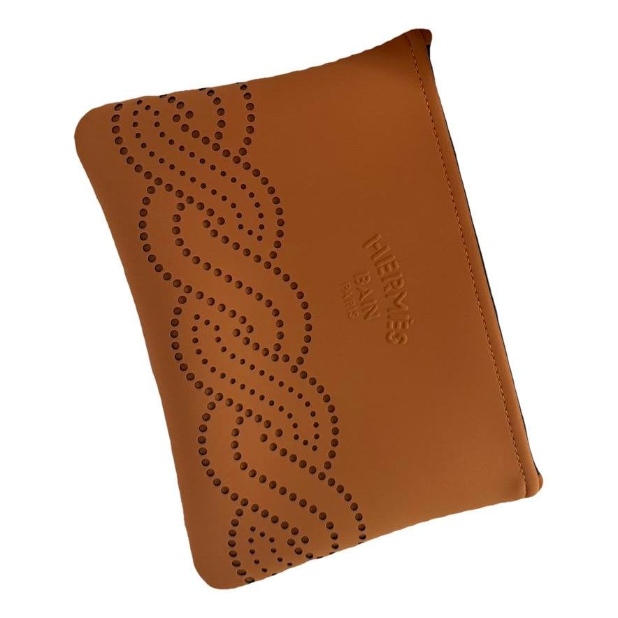 Clutch bag