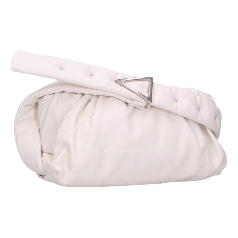 Veneta leather handbag