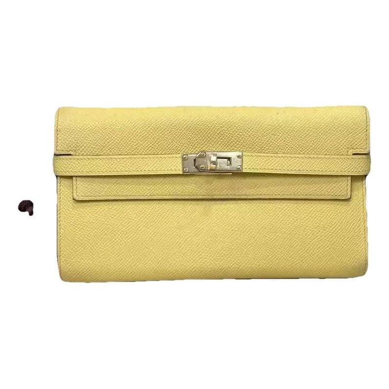 Kelly to go leather clutch bag