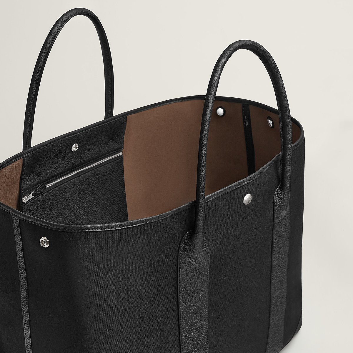 Noir Garden Party 49 Voyage Bag