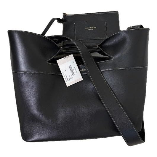Alexander McQueen Leather handbag