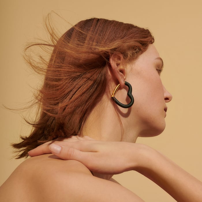 Rouge Grenat Au Coeur Du Faubourg Earrings