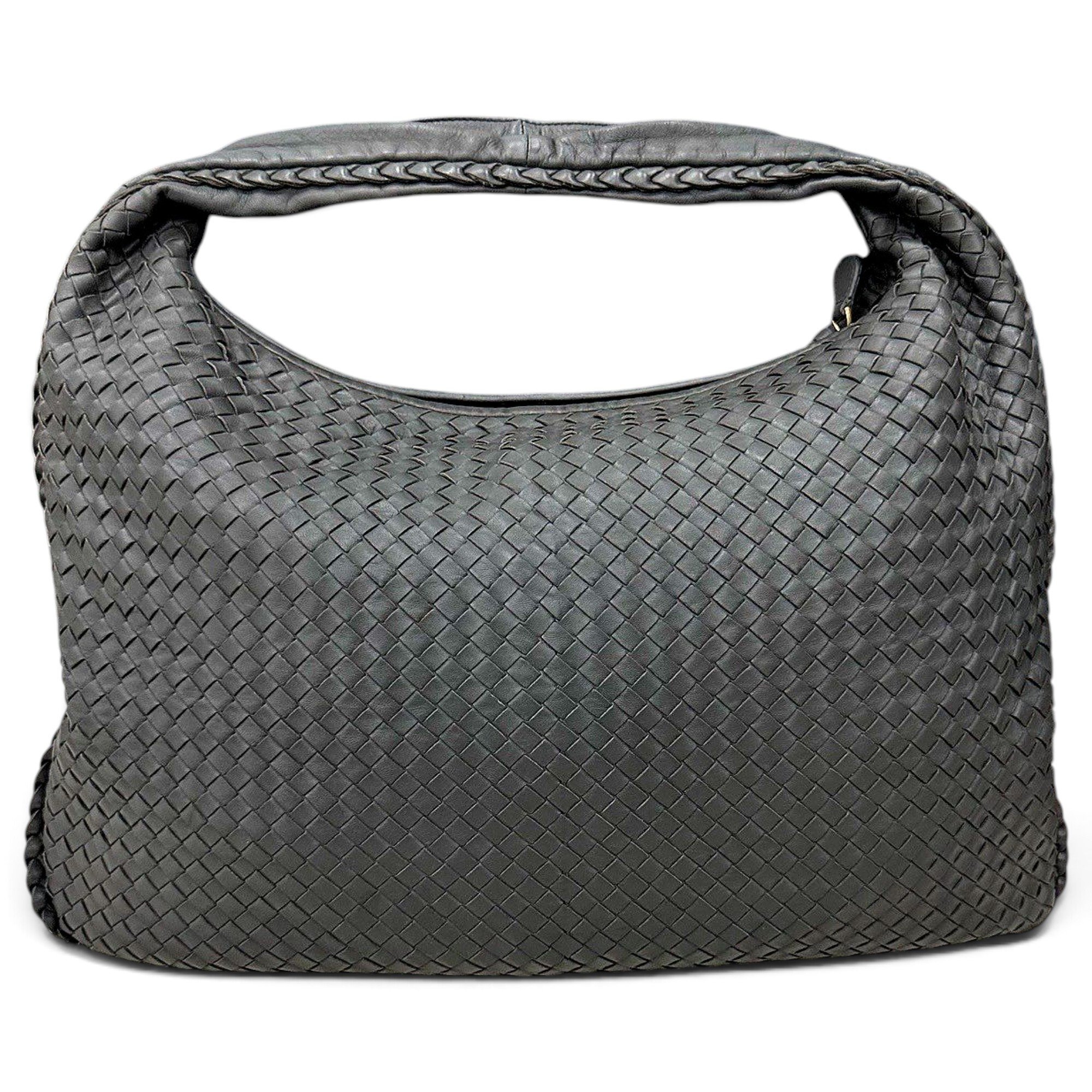 Veneta leather handbag