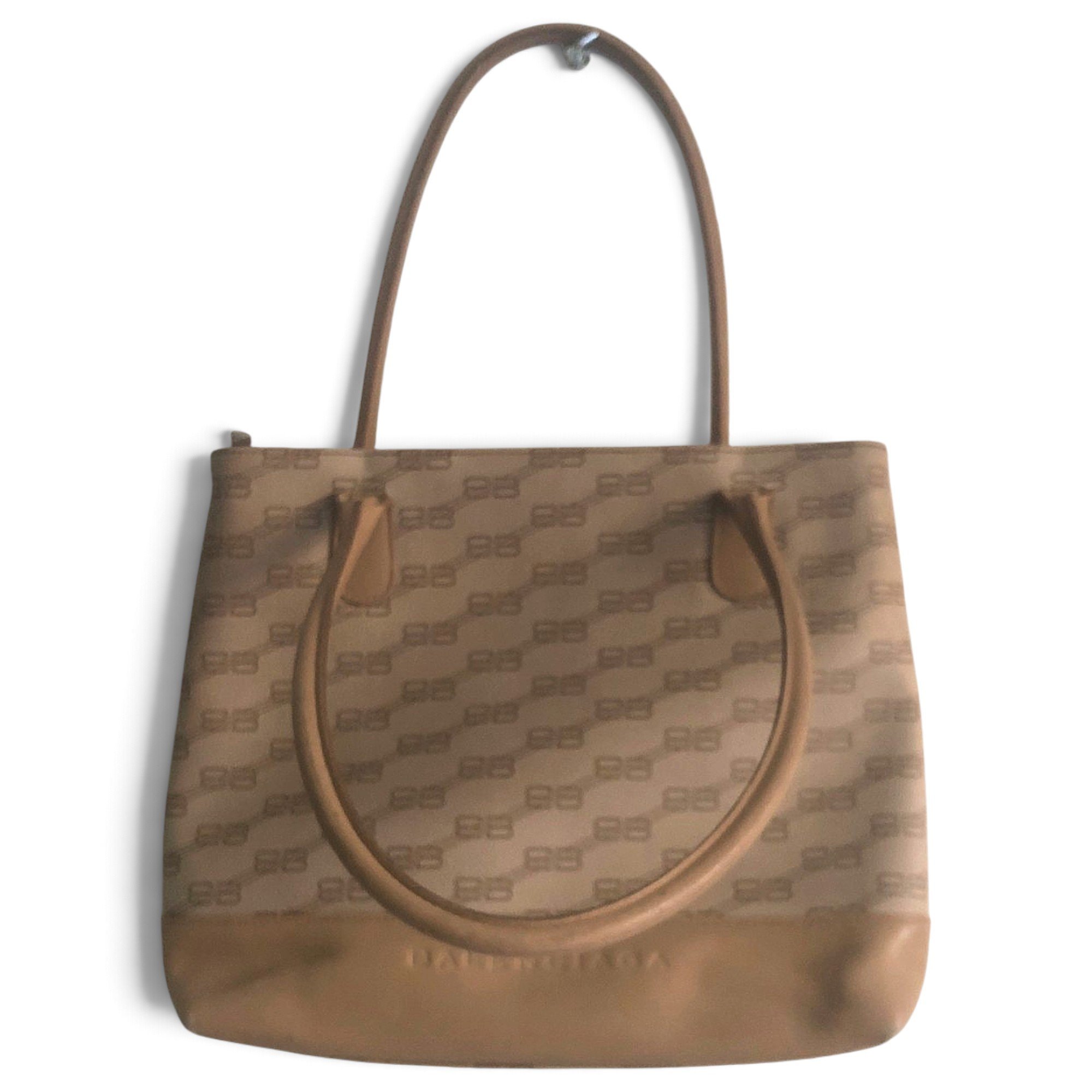 Hardware leather handbag