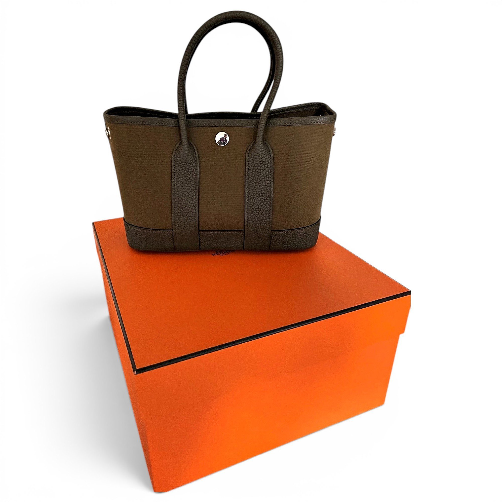 Hermes Garden Party Handbag Vert Olive Negonda Leather 2026