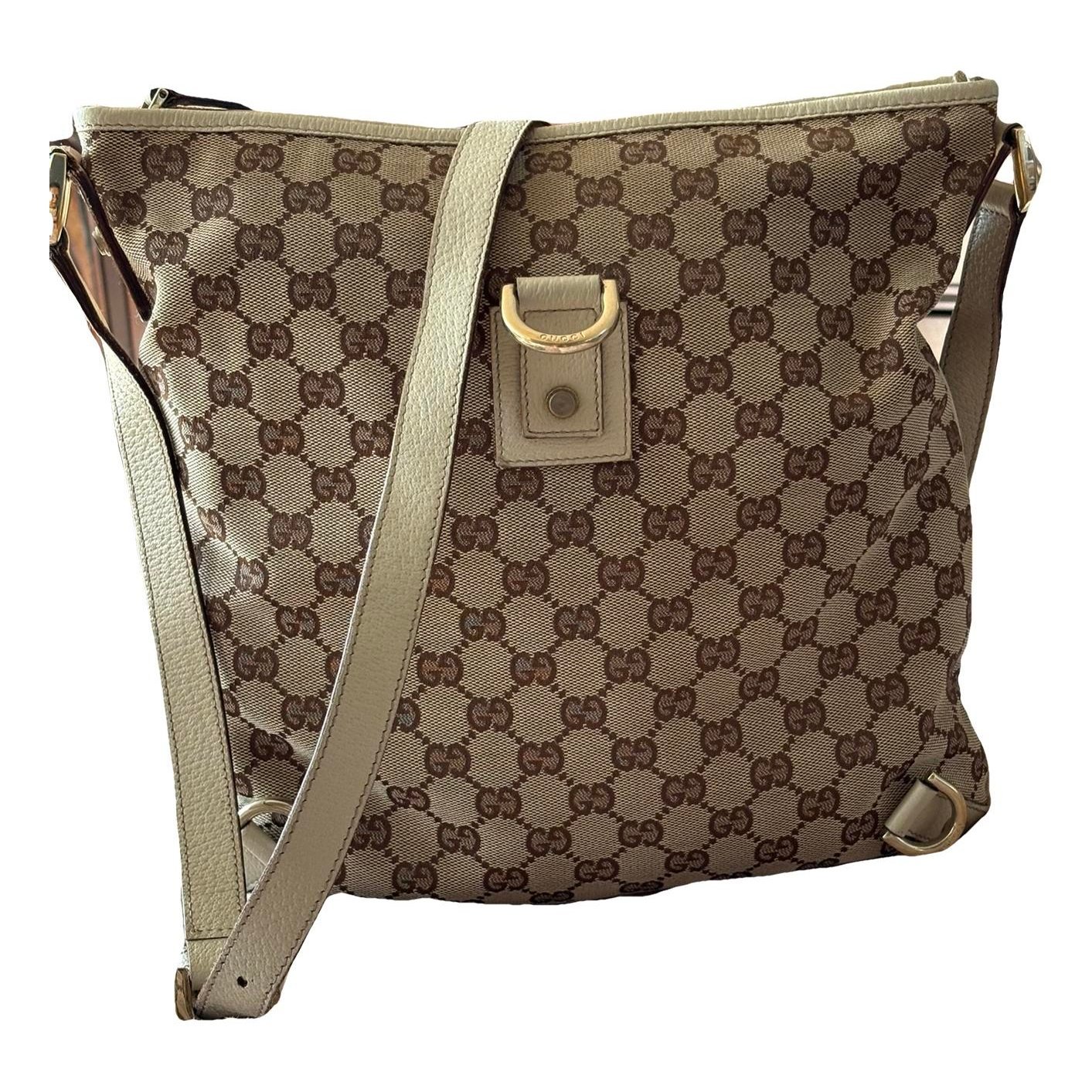 Cloth clutch bag