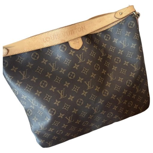 Delightful leather handbag