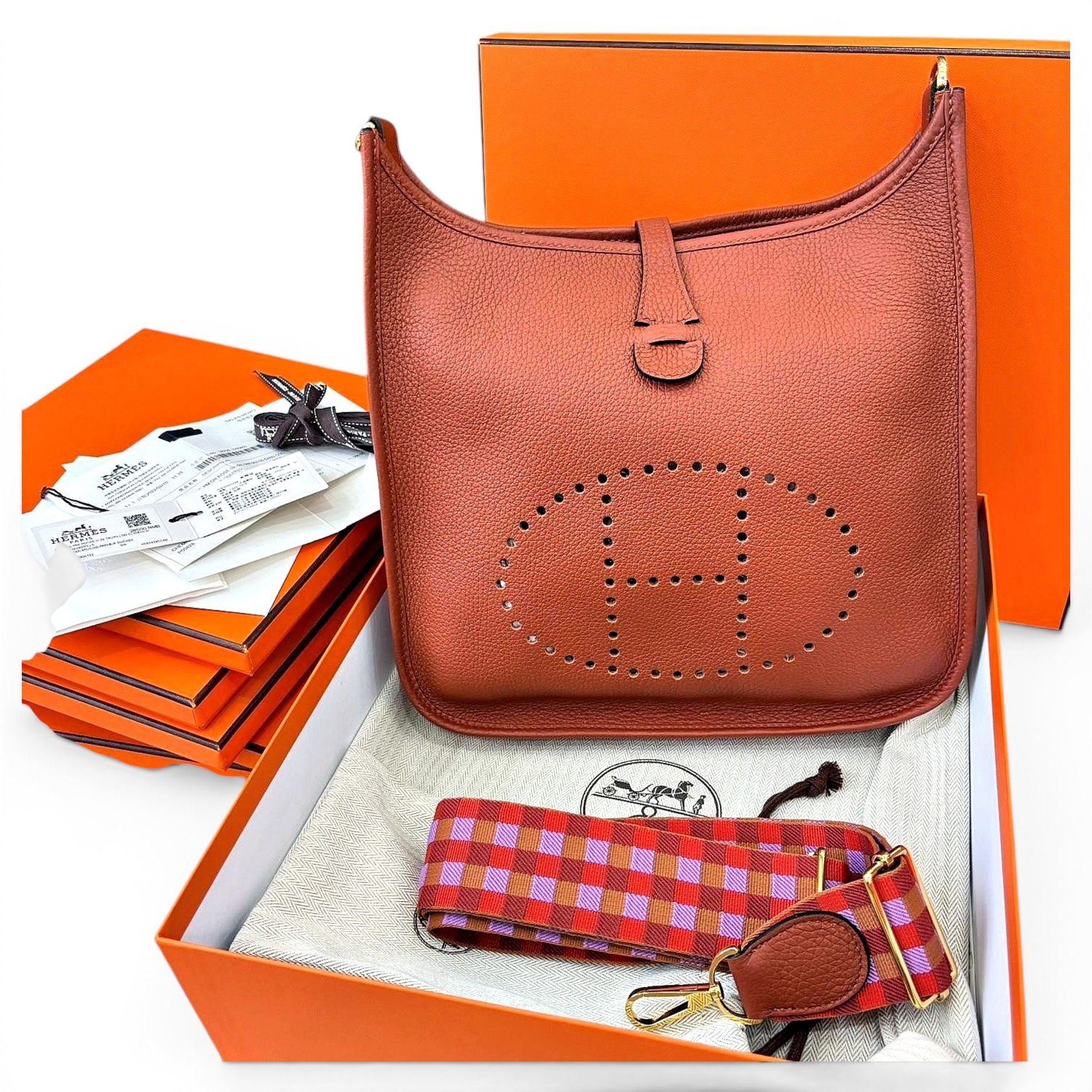 Evelyne leather handbag