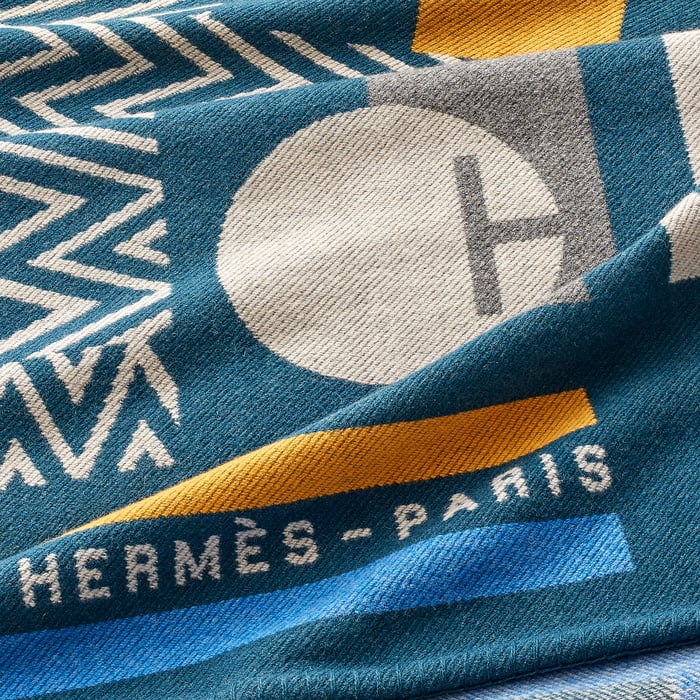 Bleu Paon Enigmatic Blanket