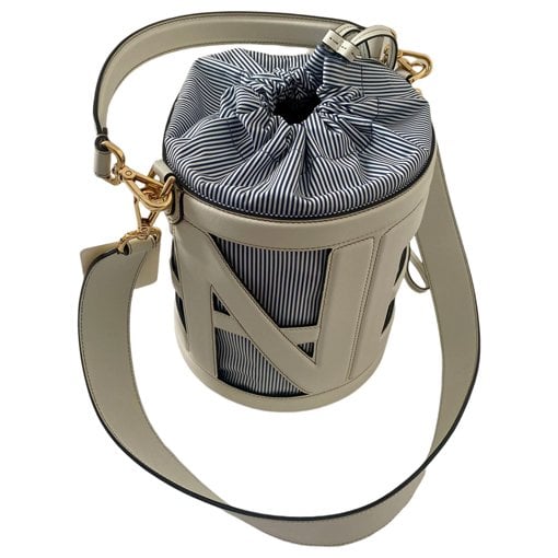 Palazzo Bucket leather satchel