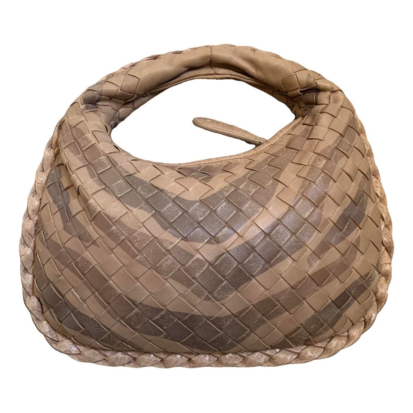 Veneta leather handbag