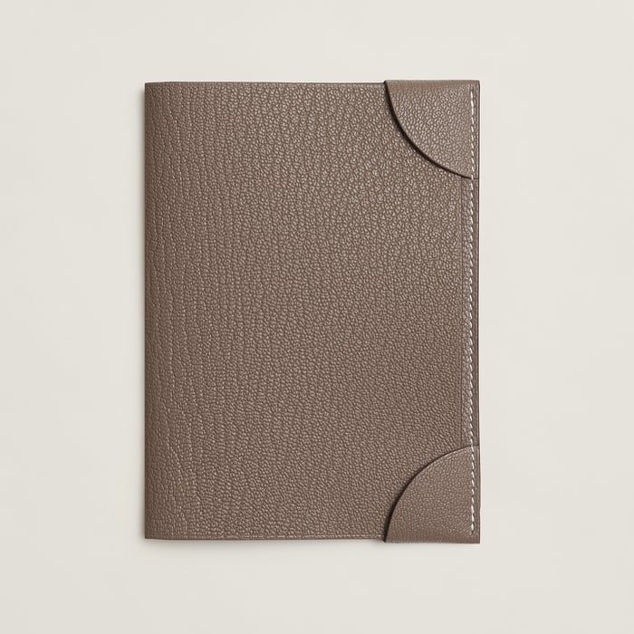 Étoupe Coins De Malle Passport Holder