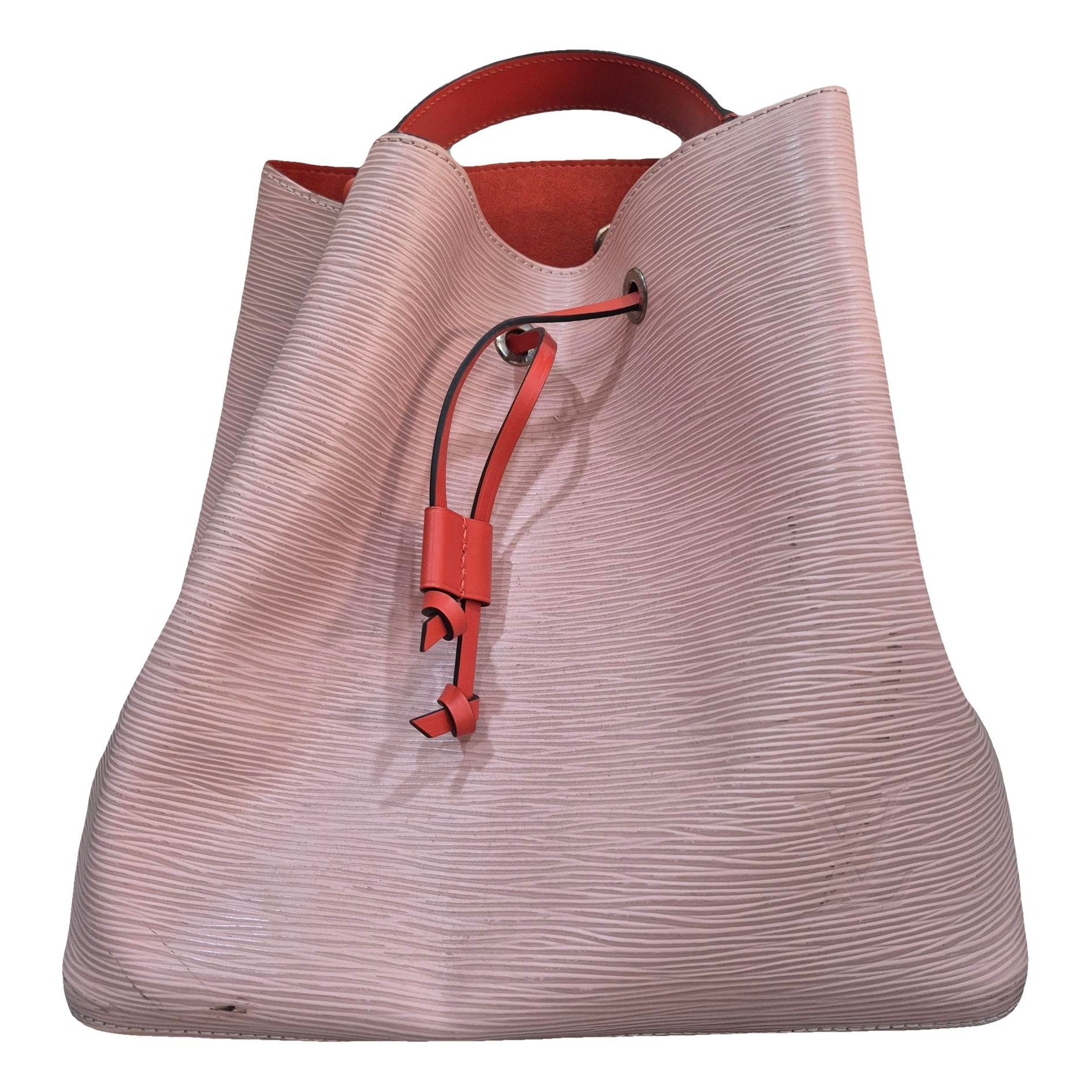 Louis Vuitton Lockme Bucket leather handbag