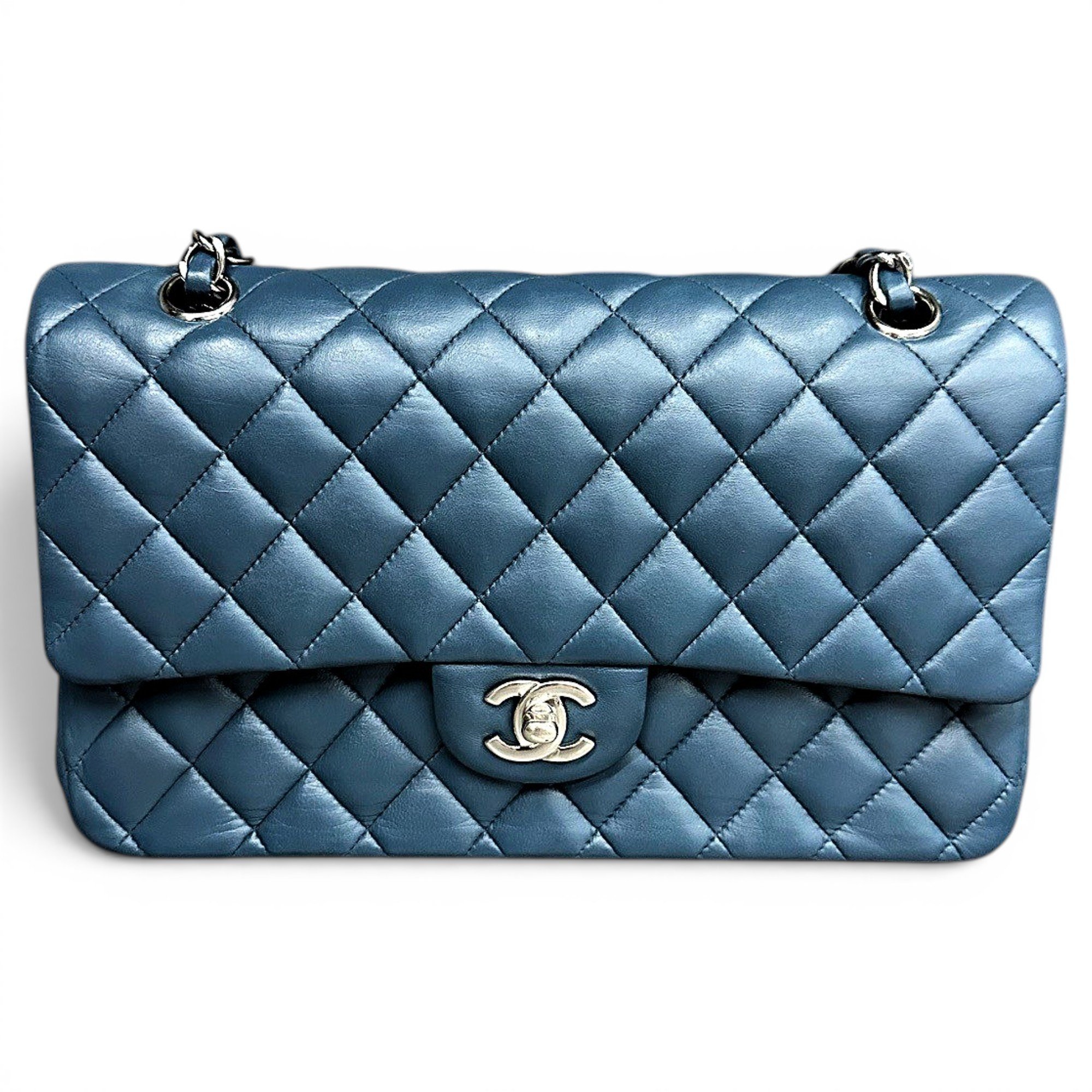 Timeless/Classique leather crossbody bag