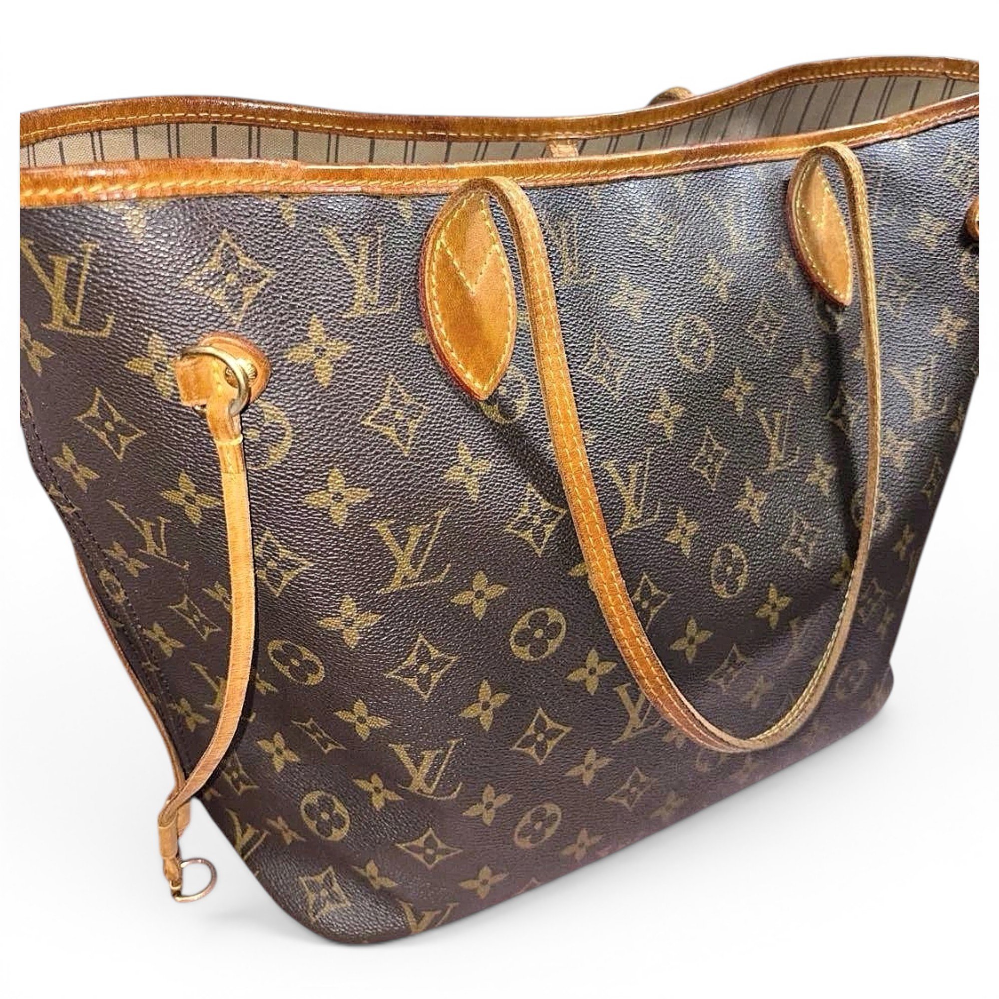 Leather tote
