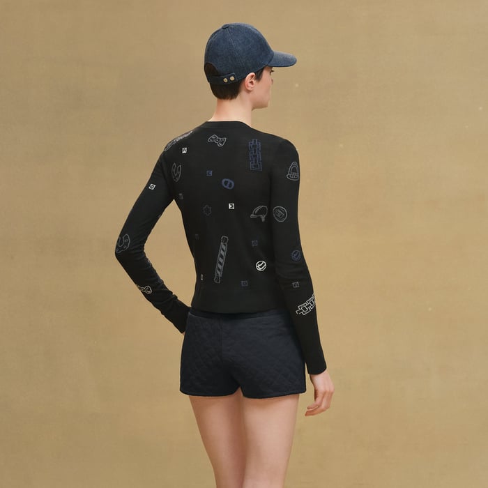 Noir "Candy Libris" Light Long-sleeve Sweater