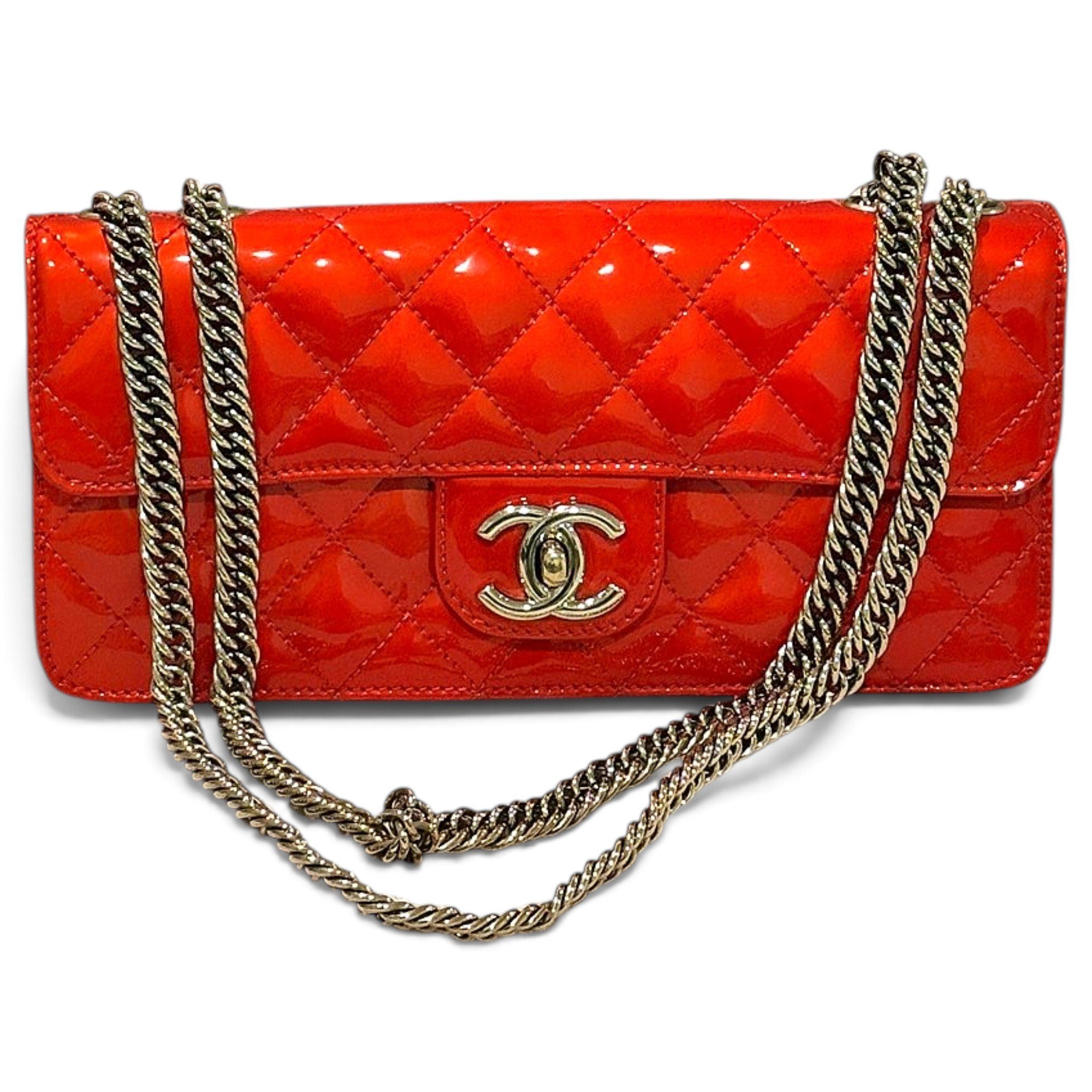 Timeless/Classique patent leather handbag