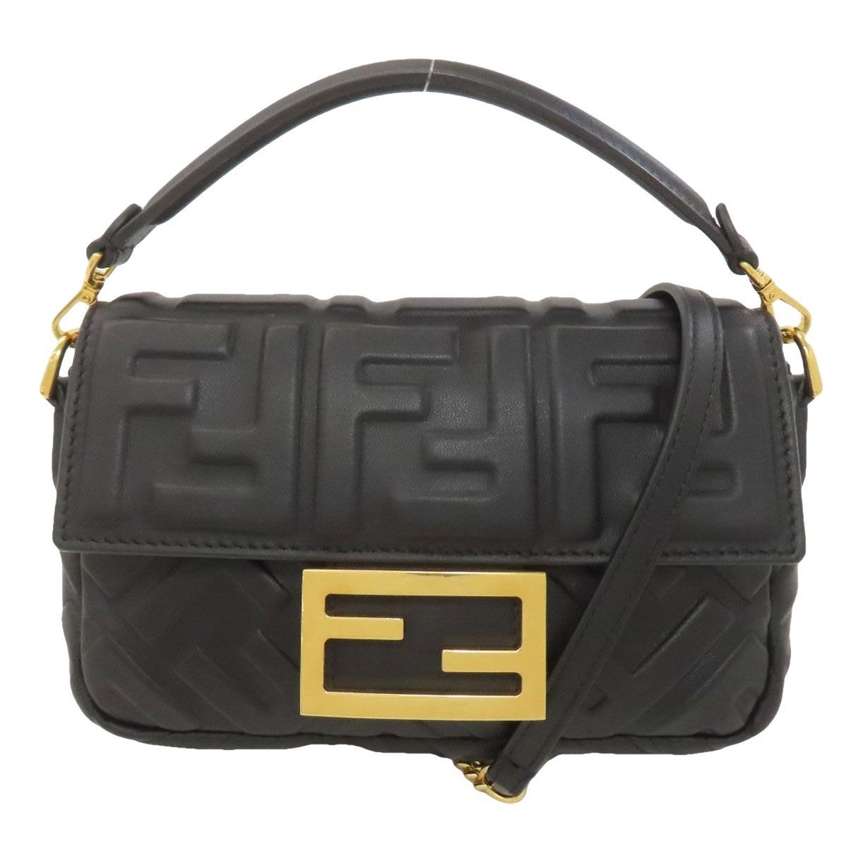 Pocket leather handbag