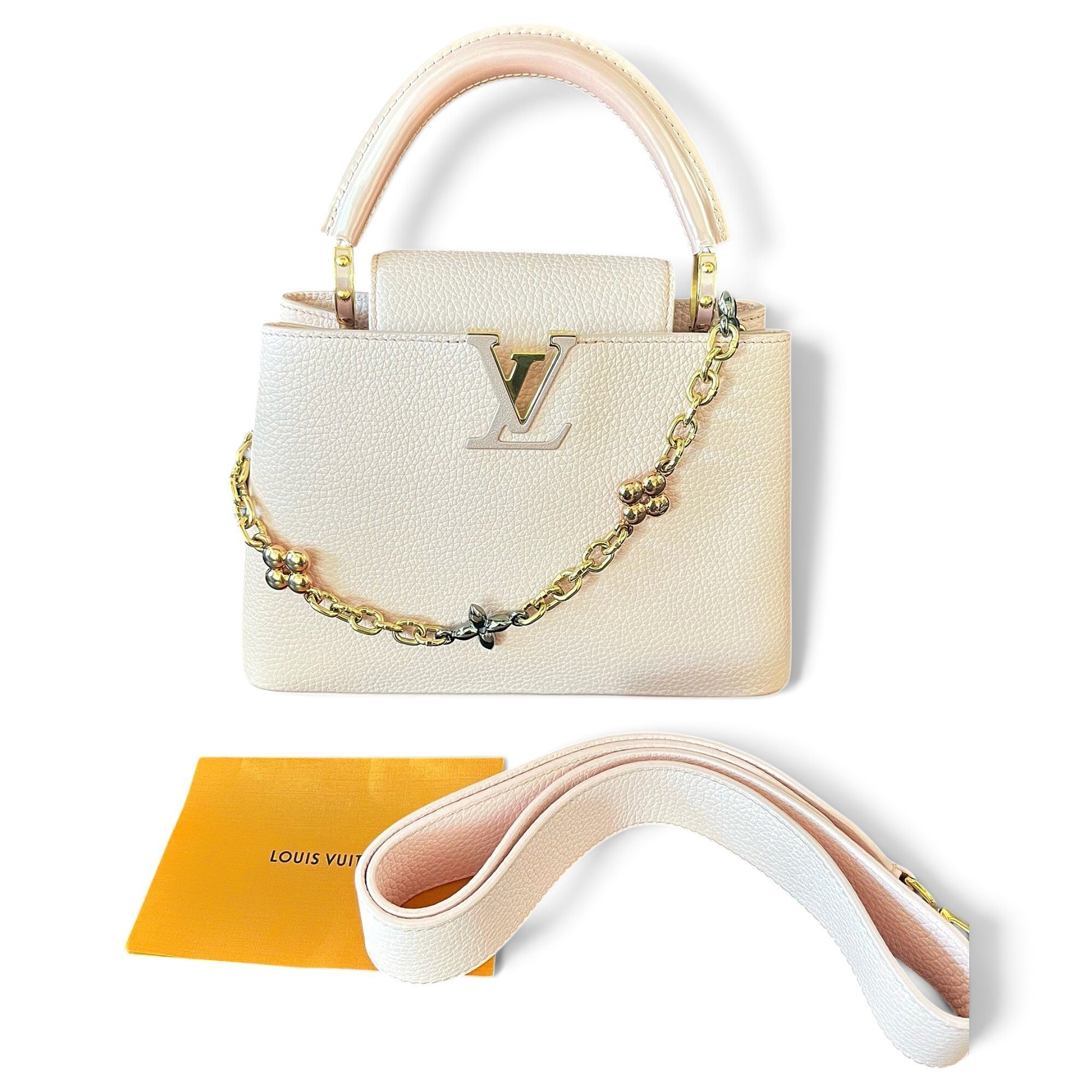Capucines leather handbag