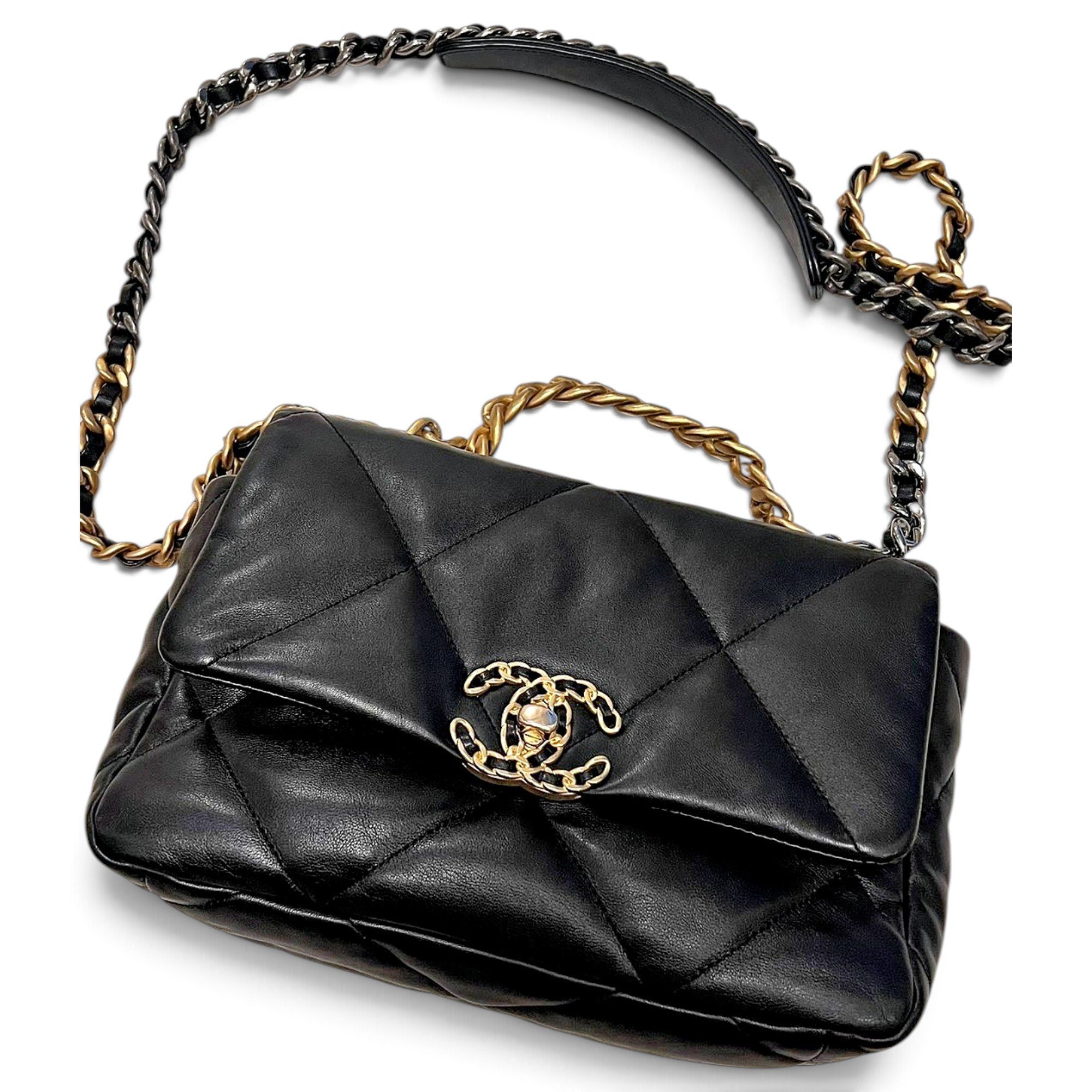 Chanel 19 leather handbag