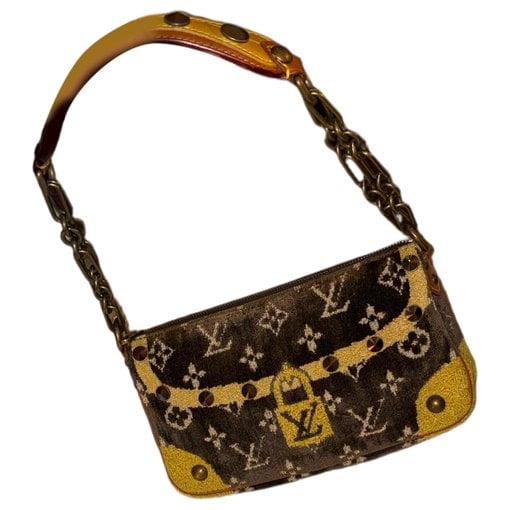 Baggy velvet handbag