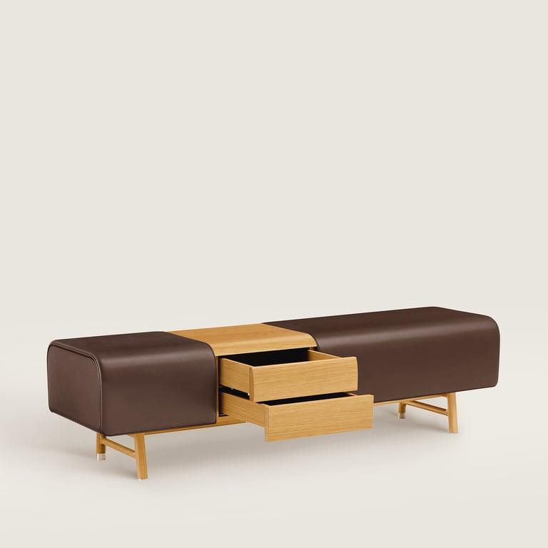Les Necessaires d'Hermès long bench