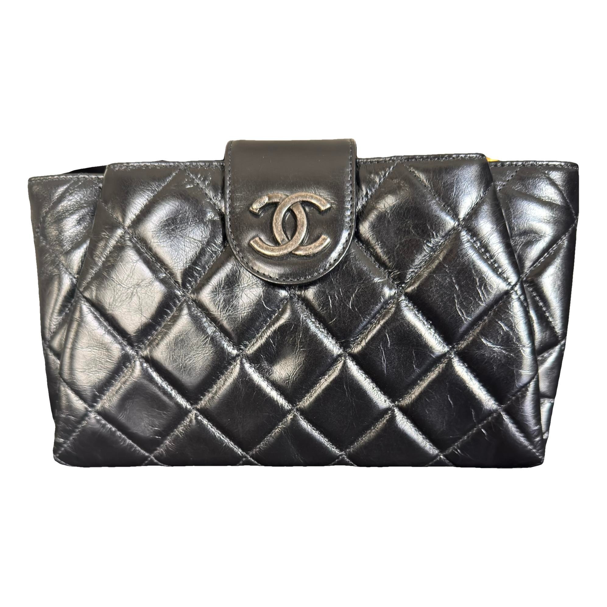 Leather clutch bag
