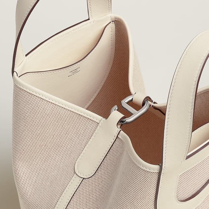 Hermès In-the-loop 23 Bag